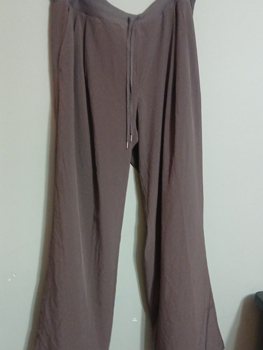 Calla Wide-Leg Drawstring Track Pants in Taupe